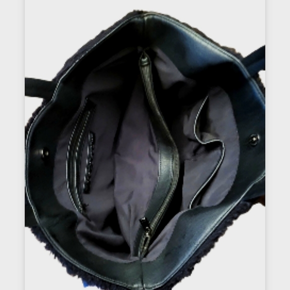 Sondra Roberts Squared Handbag - Picture 3 of 5